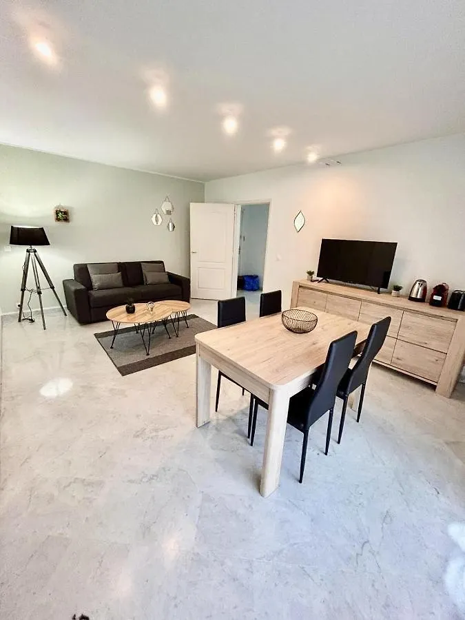 Le Victoria, Beau T2 Central Au Pied Des Plages, Piscine, Sauna Menton Apartment