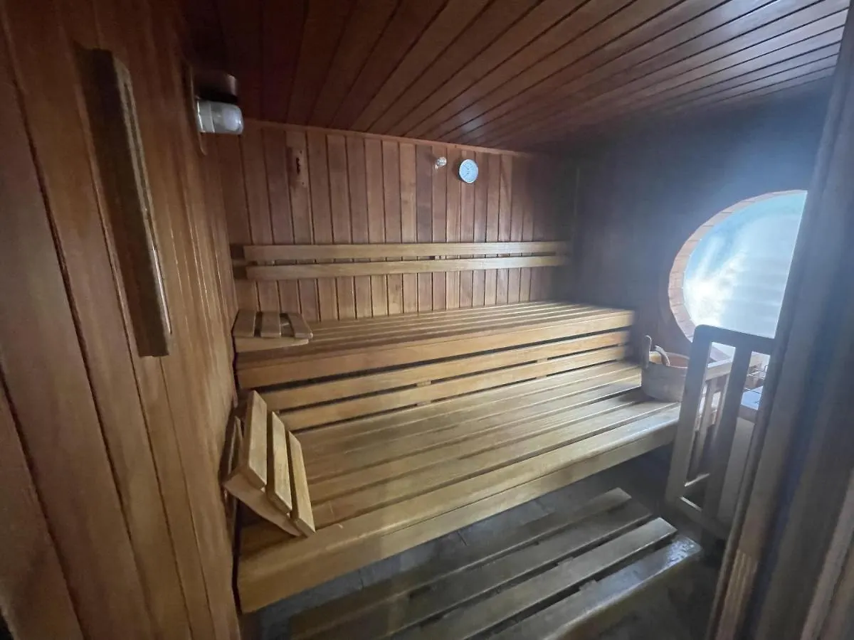 Apartment Le Victoria, Beau T2 Central Au Pied Des Plages, Piscine, Sauna Menton