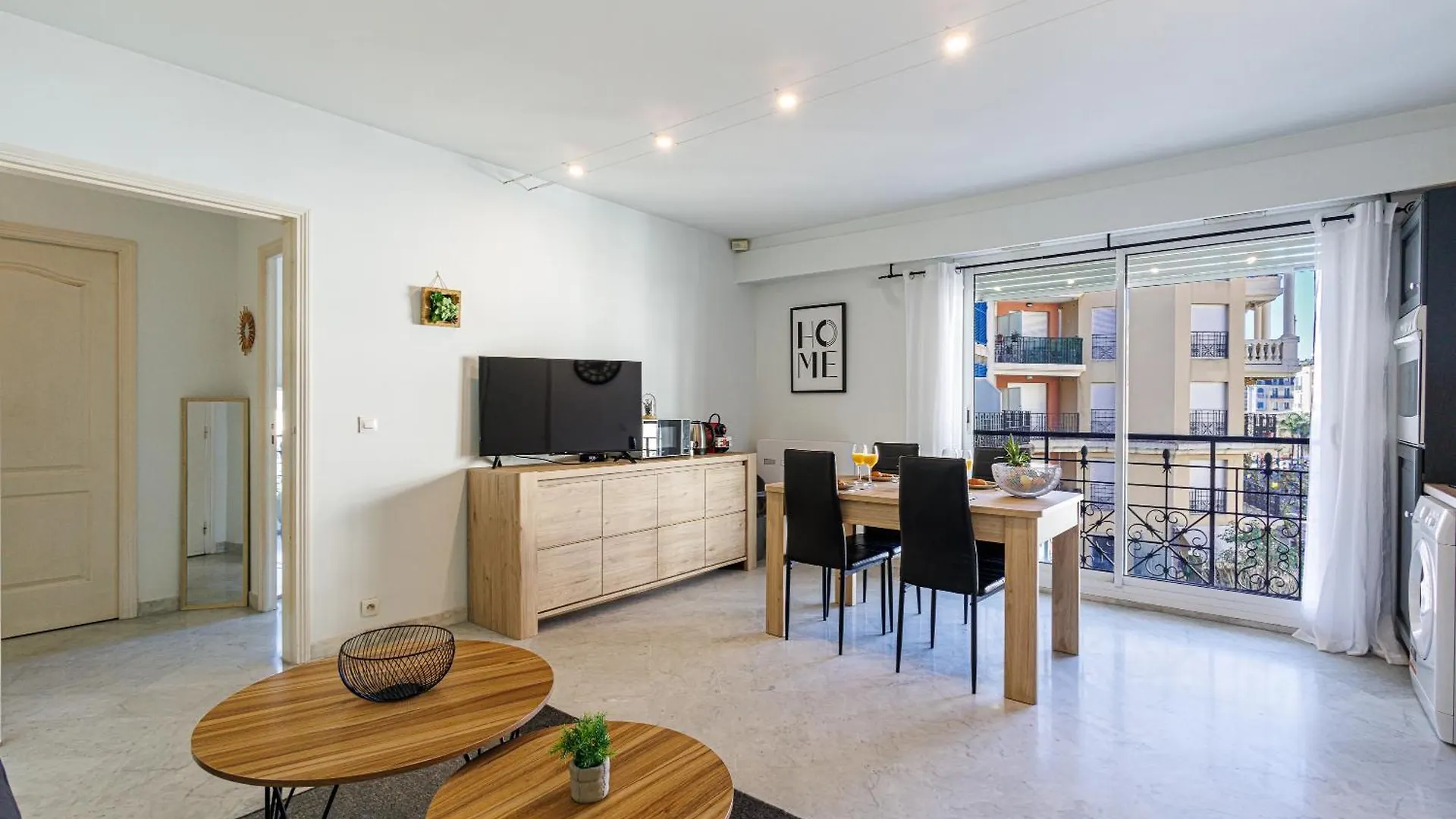 Apartment Le Victoria, Beau T2 Central Au Pied Des Plages, Piscine, Sauna Menton