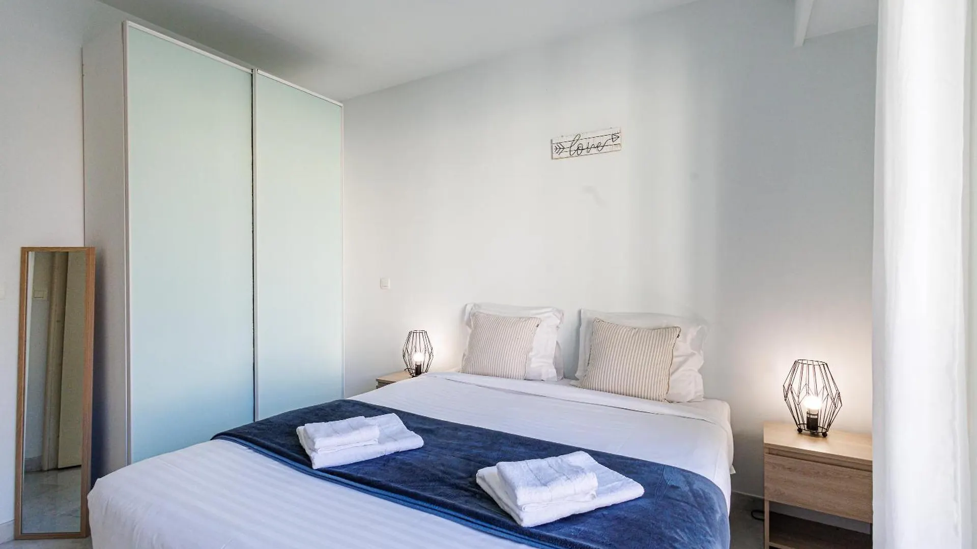 Le Victoria, Beau T2 Central Au Pied Des Plages, Piscine, Sauna Μεντόν Διαμέρισμα